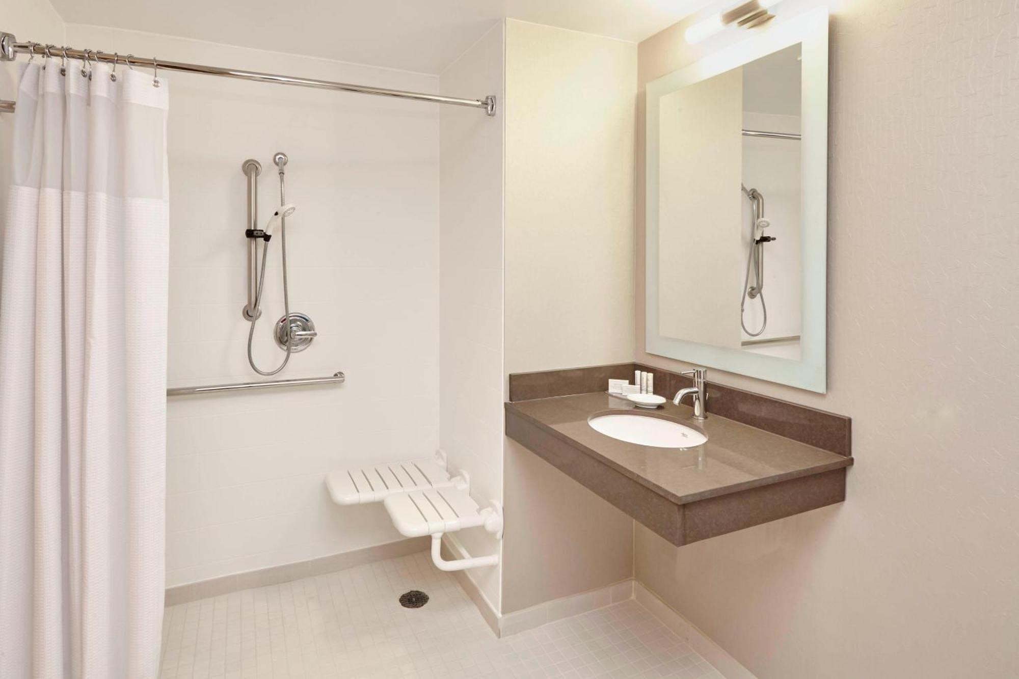 Springhill Suites By Marriott Chicago Schaumburg/Woodfield Mall Екстер'єр фото